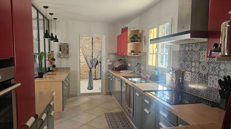 Ma-Cabane - Vente Maison LORGUES, 220 m²