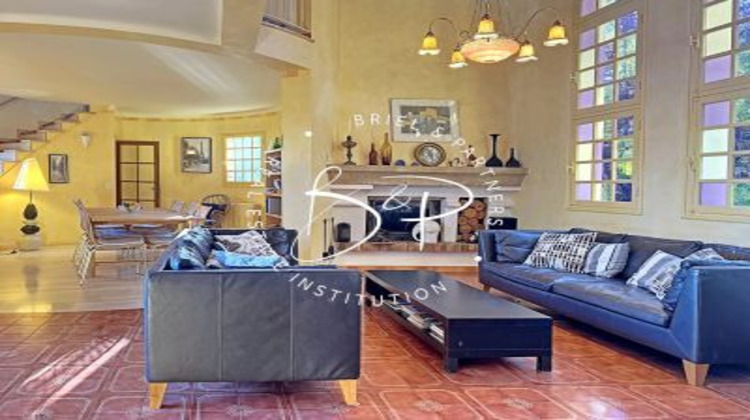 Ma-Cabane - Vente Maison LORGUES, 206 m²