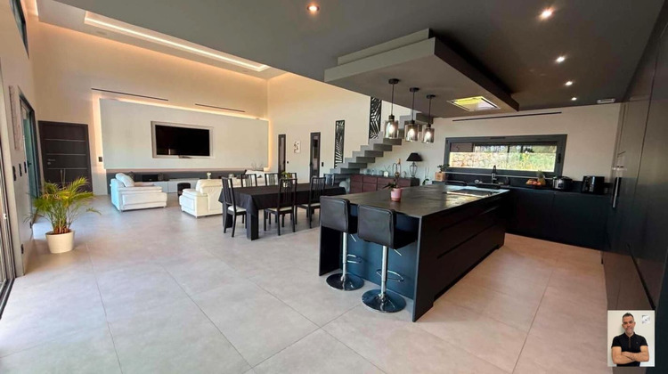 Ma-Cabane - Vente Maison LORGUES, 360 m²