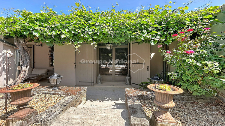 Ma-Cabane - Vente Maison LORIOL-DU-COMTAT, 300 m²