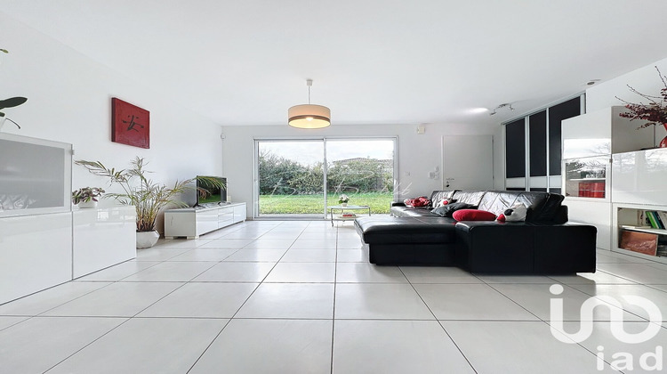 Ma-Cabane - Vente Maison Loupes, 117 m²