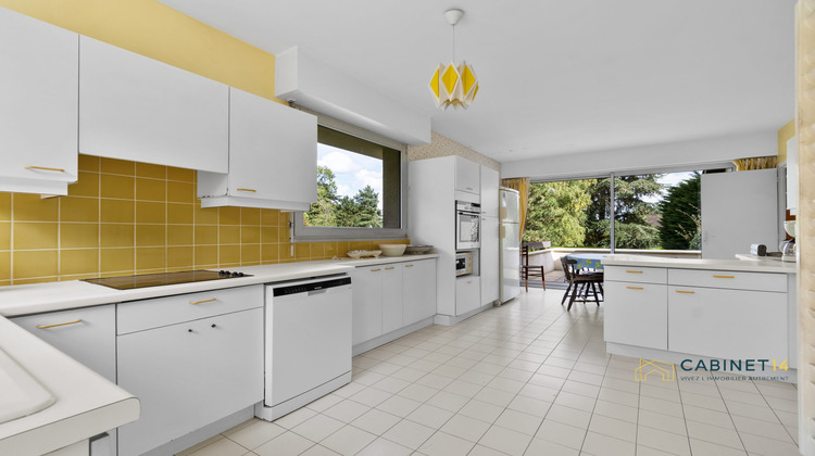 Ma-Cabane - Vente Maison Louveciennes, 250 m²