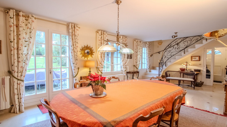 Ma-Cabane - Vente Maison Louveciennes, 203 m²