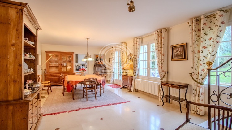 Ma-Cabane - Vente Maison Louveciennes, 203 m²