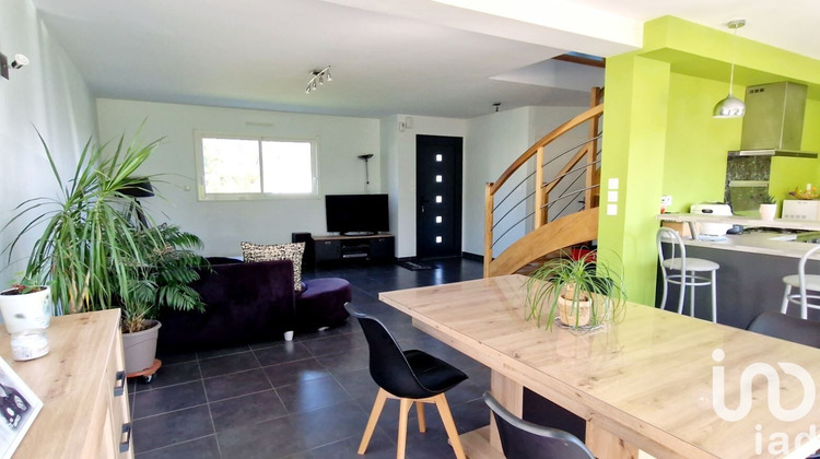 Ma-Cabane - Vente Maison Louverné, 129 m²