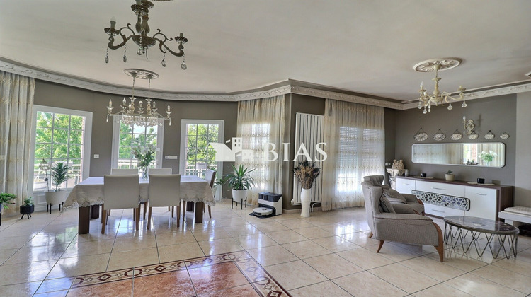 Ma-Cabane - Vente Maison Louviers, 191 m²