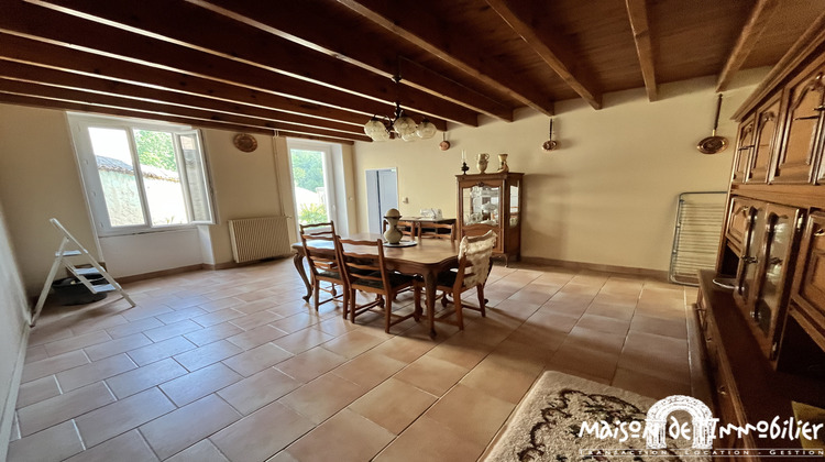 Ma-Cabane - Vente Maison Louzac-Saint-André, 210 m²