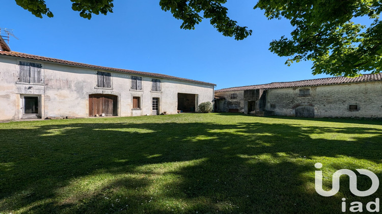 Ma-Cabane - Vente Maison Louzac-Saint-André, 468 m²