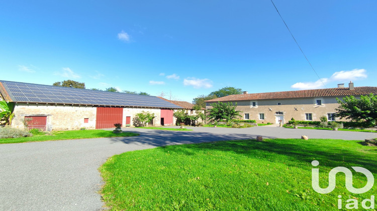 Ma-Cabane - Vente Maison Luchapt, 225 m²