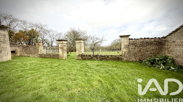 Ma-Cabane - Vente Maison Luché-sur-Brioux, 138 m²