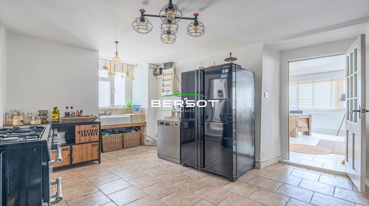 Ma-Cabane - Vente Maison LUGRIN, 219 m²