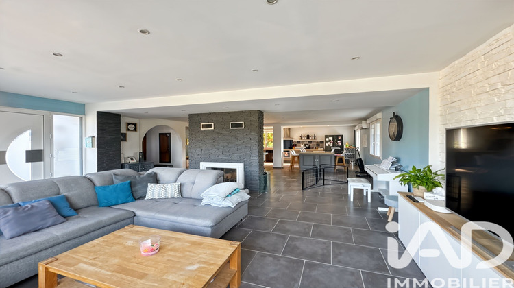 Ma-Cabane - Vente Maison Lumigny-Nesles-Ormeaux, 229 m²
