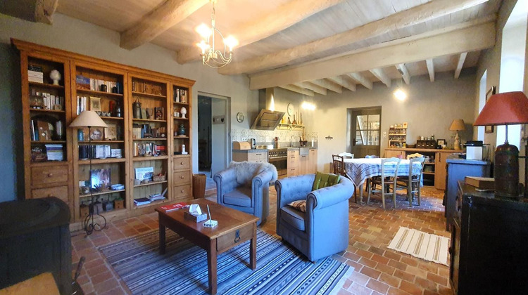 Ma-Cabane - Vente Maison LUNAC, 327 m²