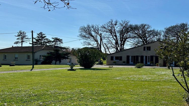 Ma-Cabane - Vente Maison LUPIAC, 386 m²