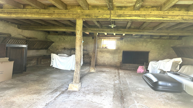 Ma-Cabane - Vente Maison Lurcy-le-Bourg, 63 m²