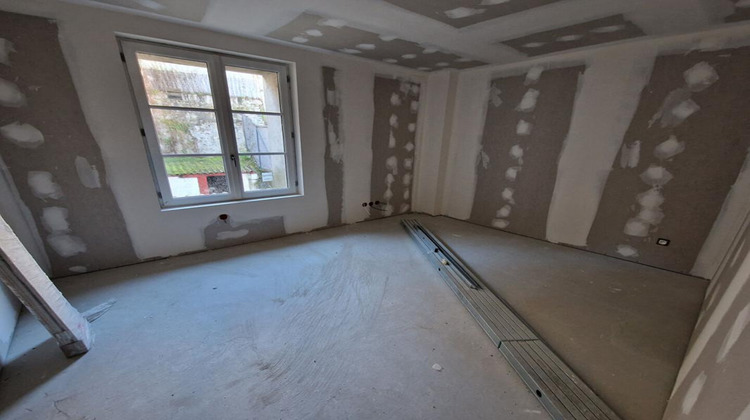 Ma-Cabane - Vente Maison LUSIGNAN, 65 m²