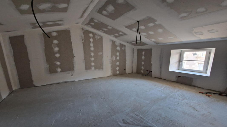 Ma-Cabane - Vente Maison LUSIGNAN, 65 m²