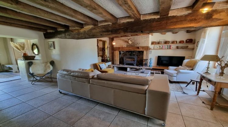 Ma-Cabane - Vente Maison Lussac-les-Églises, 102 m²