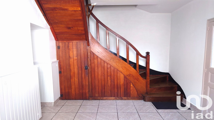 Ma-Cabane - Vente Maison Lussac-les-Églises, 73 m²