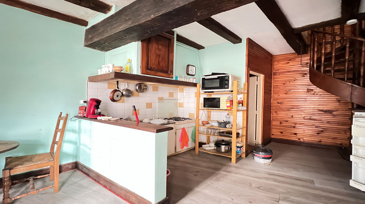 Ma-Cabane - Vente Maison LUSSAC-LES-CHATEAUX, 136 m²