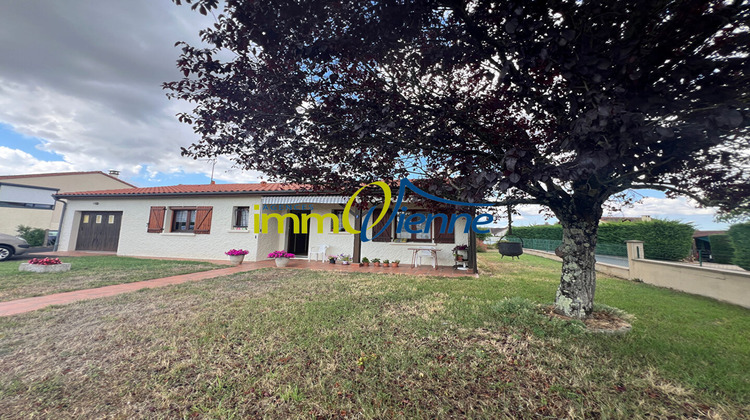 Ma-Cabane - Vente Maison LUSSAC-LES-CHATEAUX, 88 m²