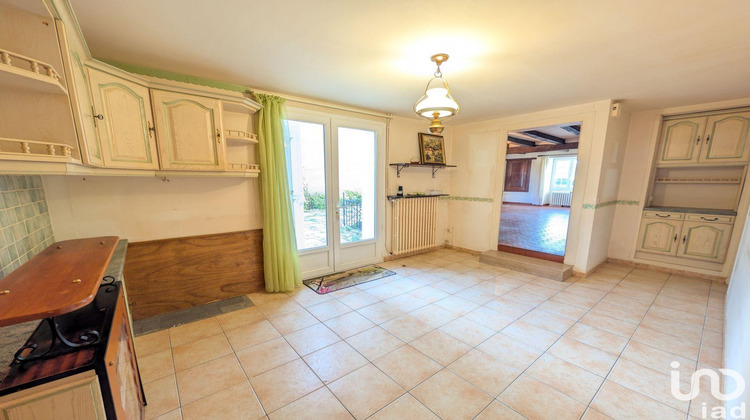 Ma-Cabane - Vente Maison Lussac-les-Châteaux, 123 m²