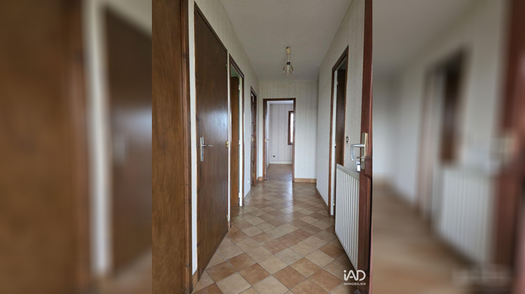 Ma-Cabane - Vente Maison Lussac-les-Châteaux, 88 m²