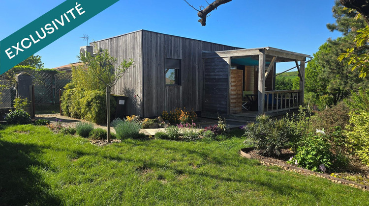 Ma-Cabane - Vente Maison Lussac-les-Chateaux, 35 m²