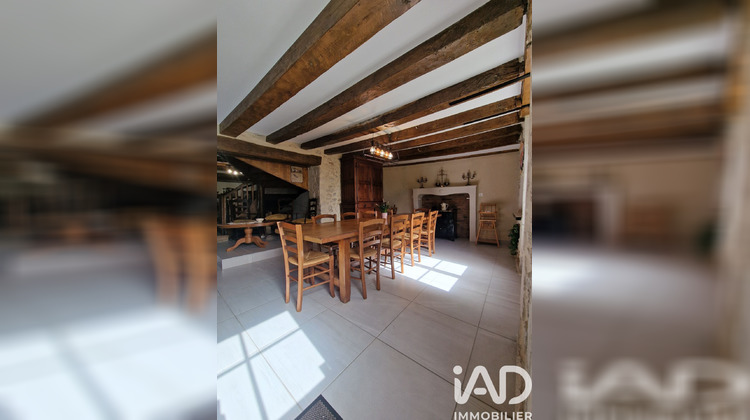 Ma-Cabane - Vente Maison Lussac-les-Châteaux, 298 m²