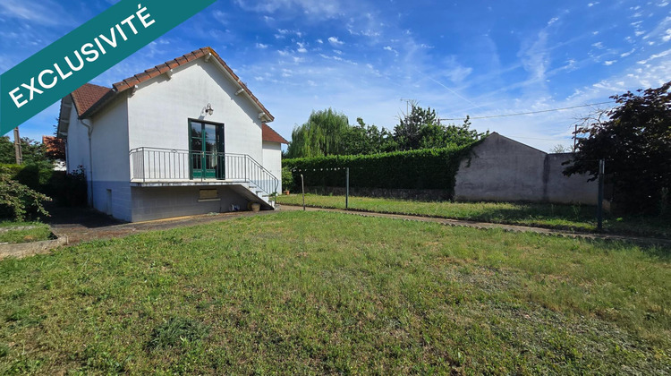 Ma-Cabane - Vente Maison Lussac-les-Chateaux, 95 m²