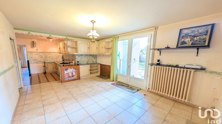 Ma-Cabane - Vente Maison Lussac-les-Châteaux, 123 m²