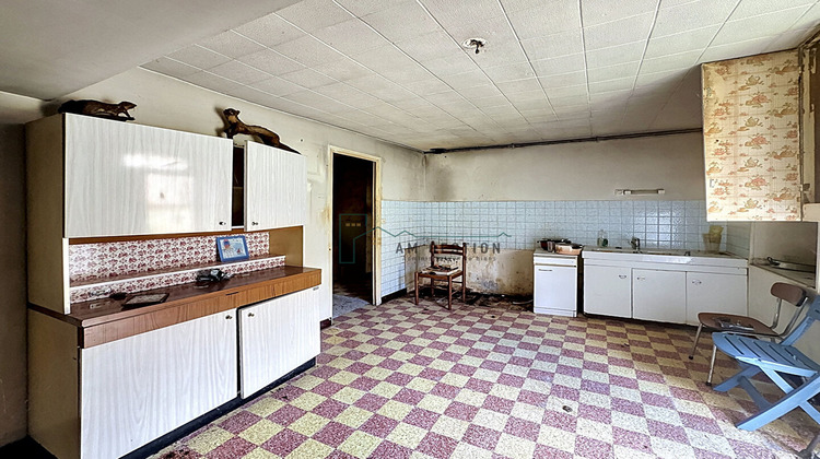 Ma-Cabane - Vente Maison LUSSAC-LES-EGLISES, 70 m²