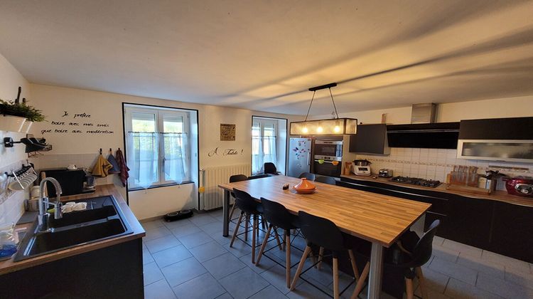 Ma-Cabane - Vente Maison LUSSANT, 252 m²