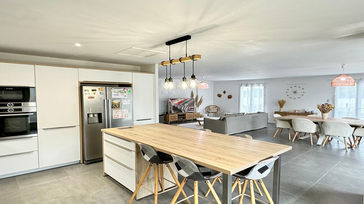 Ma-Cabane - Vente Maison LUSSANT, 180 m²