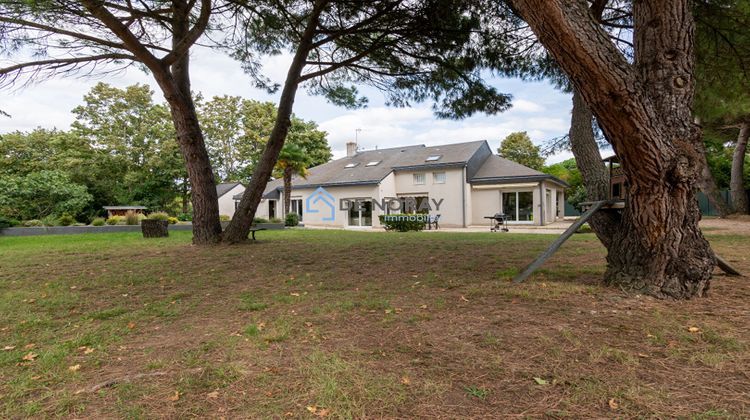 Ma-Cabane - Vente Maison LUSSAULT-SUR-LOIRE, 248 m²