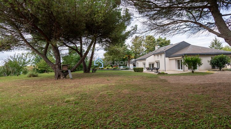 Ma-Cabane - Vente Maison LUSSAULT-SUR-LOIRE, 248 m²