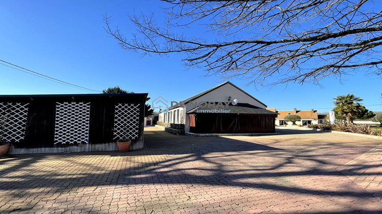 Ma-Cabane - Vente Maison LUSSAULT-SUR-LOIRE, 350 m²