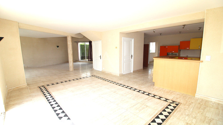 Ma-Cabane - Vente Maison LUSSAULT-SUR-LOIRE, 131 m²