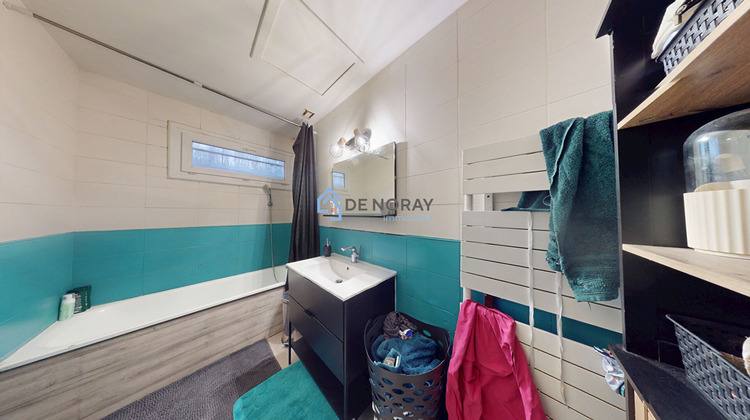 Ma-Cabane - Vente Maison LUSSAULT-SUR-LOIRE, 105 m²