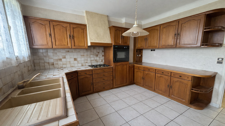 Ma-Cabane - Vente Maison LUSSAULT-SUR-LOIRE, 110 m²