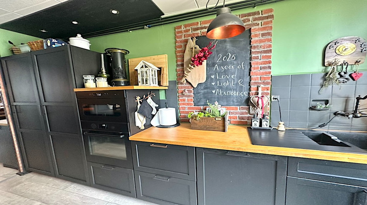 Ma-Cabane - Vente Maison LUXEUIL-LES-BAINS, 200 m²