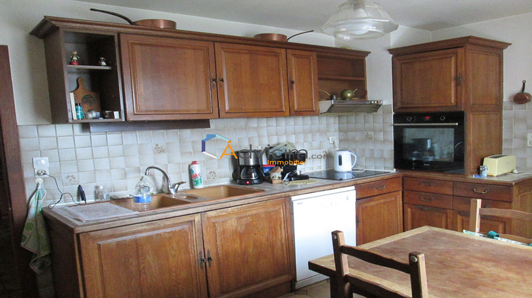 Ma-Cabane - Vente Maison Luxeuil-les-Bains, 217 m²