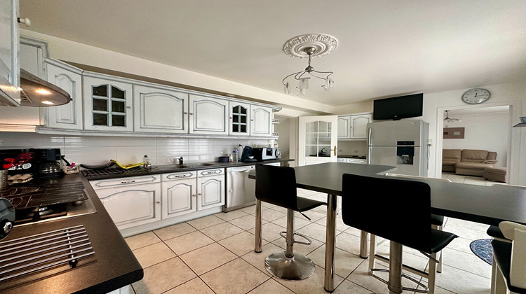 Ma-Cabane - Vente Maison LUYNES, 181 m²