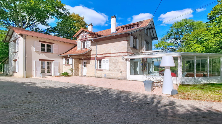 Ma-Cabane - Vente Maison LUZARCHES, 246 m²