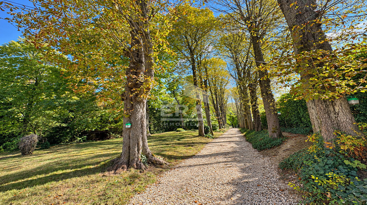 Ma-Cabane - Vente Maison LUZARCHES, 246 m²