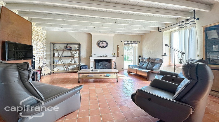 Ma-Cabane - Vente Maison LUZAY, 241 m²