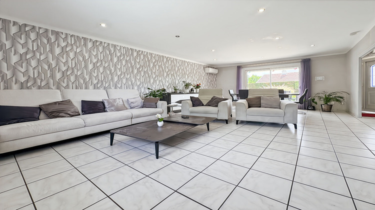 Ma-Cabane - Vente Maison LUZINAY, 171 m²