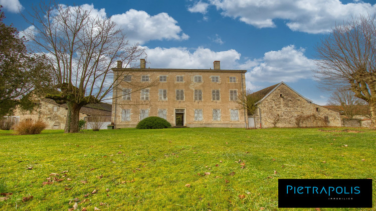 Ma-Cabane - Vente Maison Mâcon, 475 m²