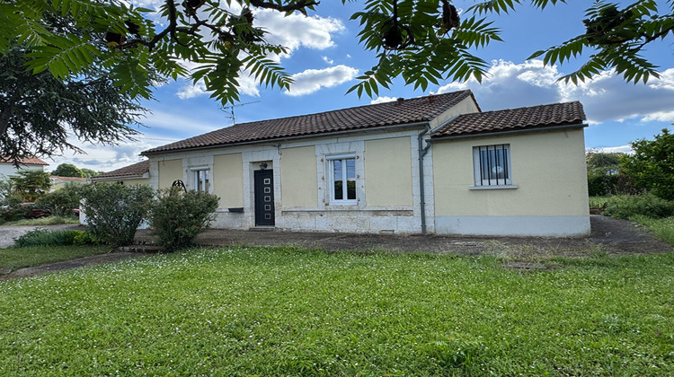 Ma-Cabane - Vente Maison MAGNAC-SUR-TOUVRE, 129 m²