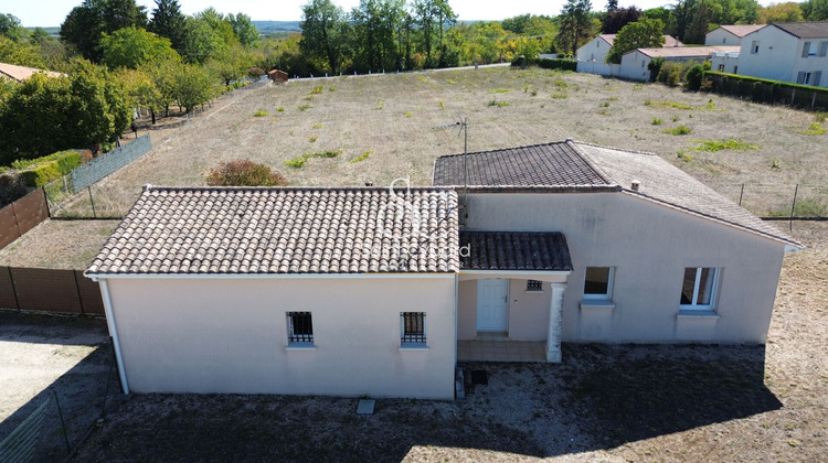 Ma-Cabane - Vente Maison MAGNAC-SUR-TOUVRE, 95 m²